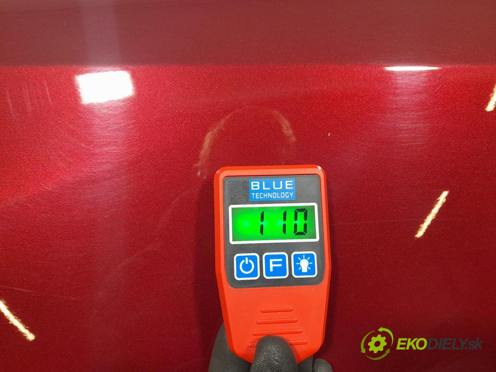 Toyota Rav4 2020 dvere zad pravé