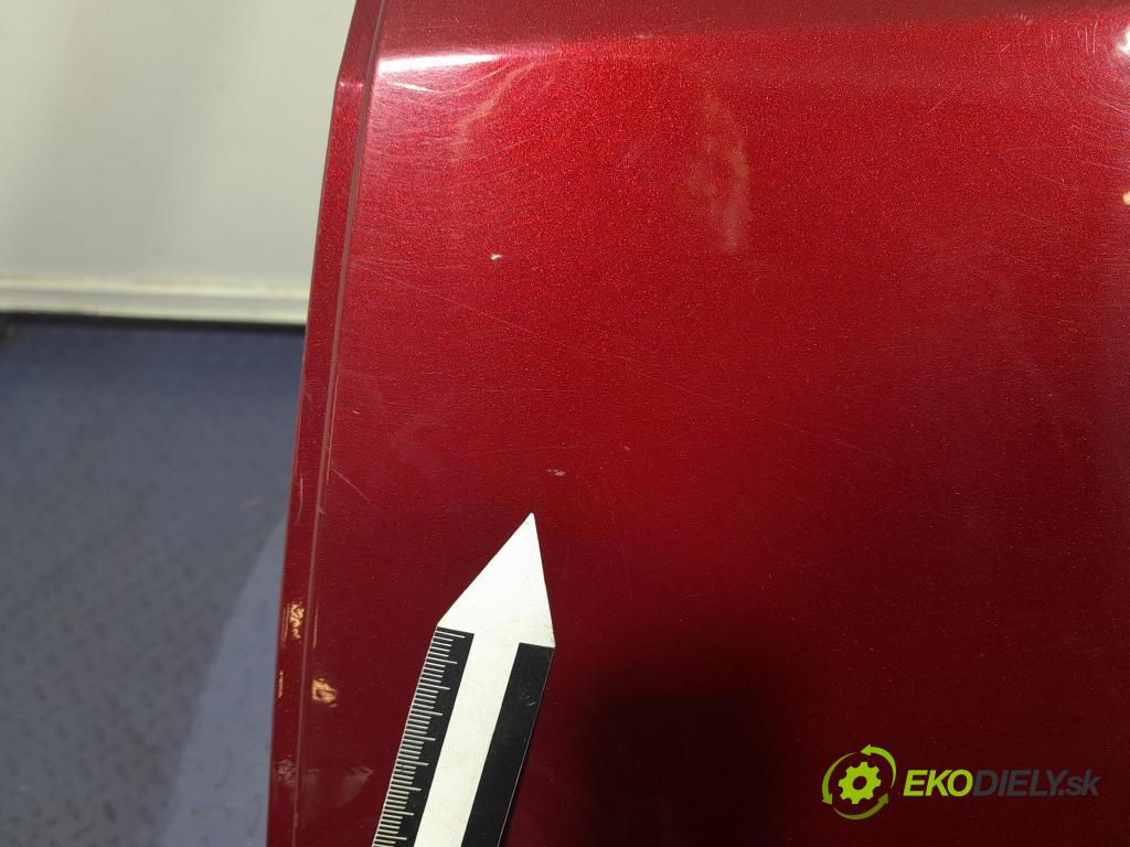 Toyota Rav4 2020 dvere zad Vľavo: