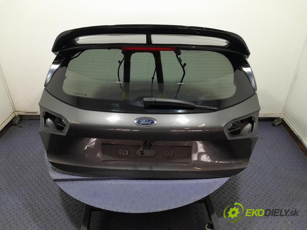 Ford Focus 2019 zadna dveře kufra: kufra: