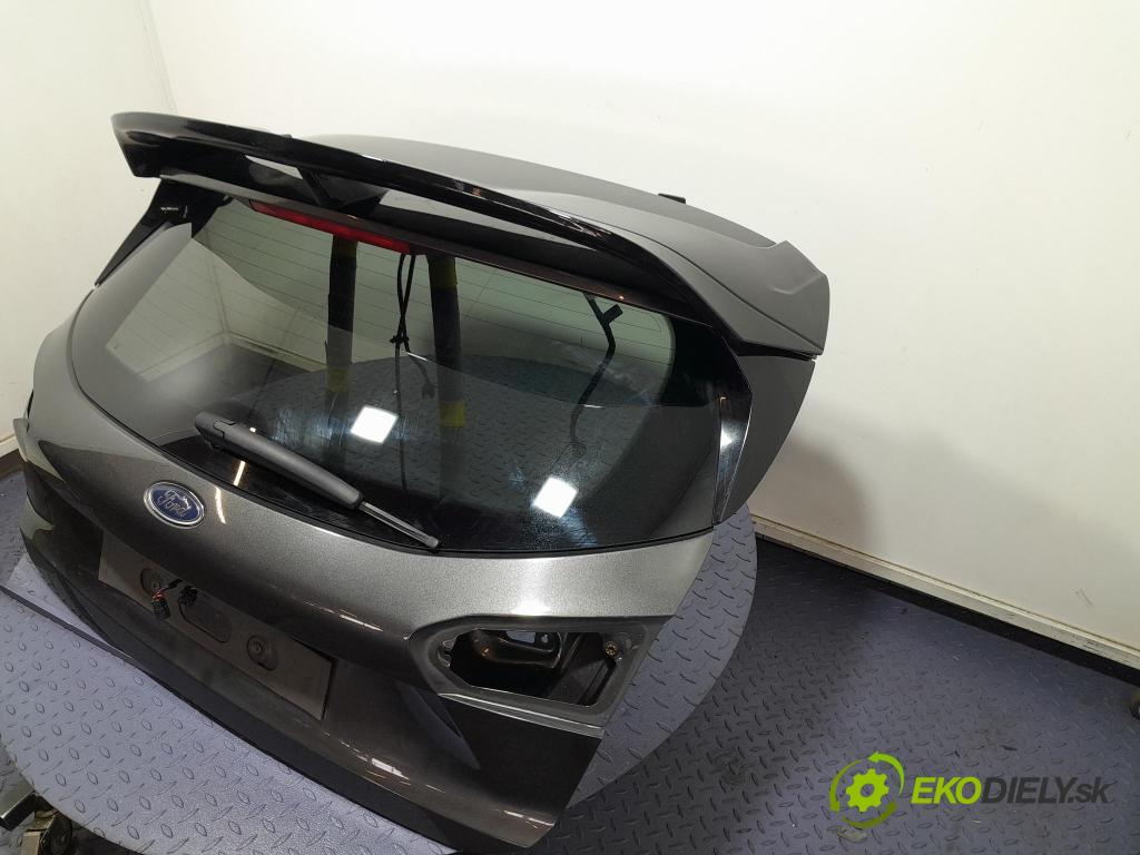 Ford Focus 2019 zadna dveře kufra: kufra:
