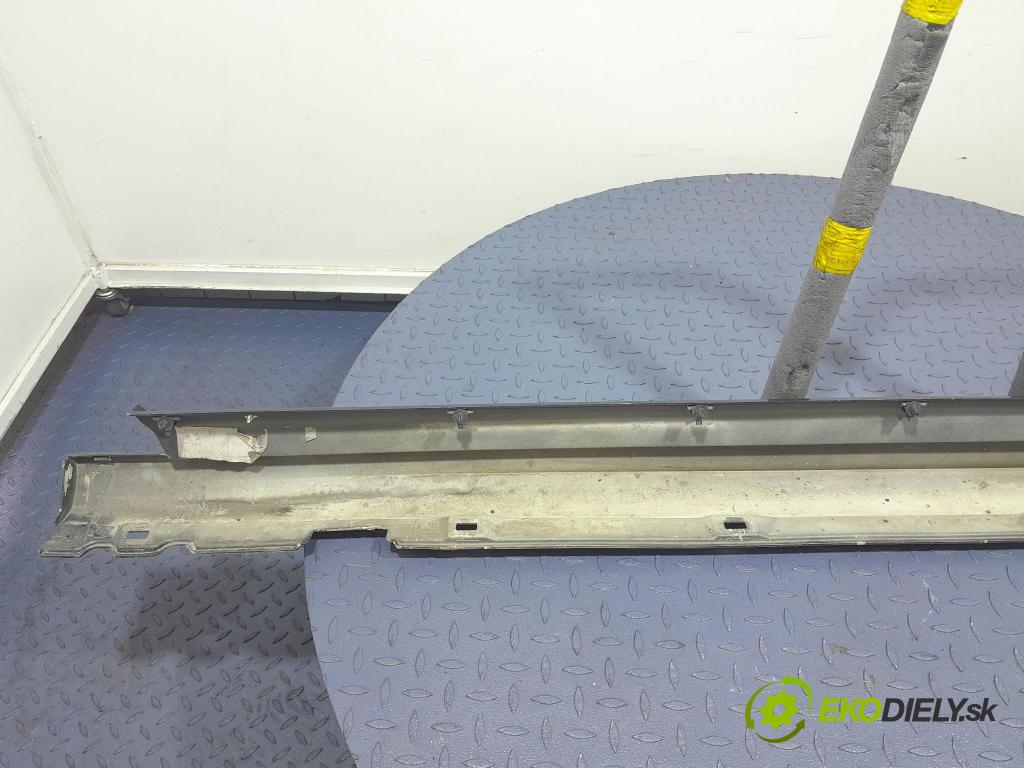 Ford Focus 2019 lišta Práh: JX7B-A10154-S