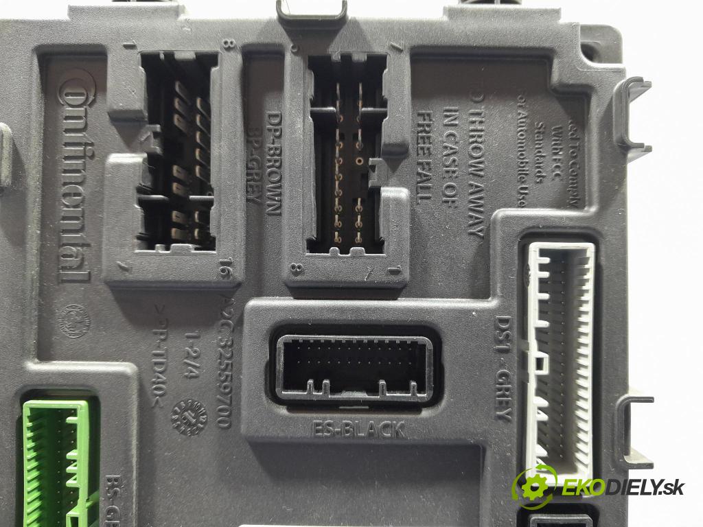 Renault Espace 2015 riadiaca jednotka 284B11446R