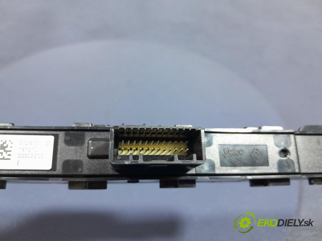 Renault Espace 2015 prepínač 283E88950R