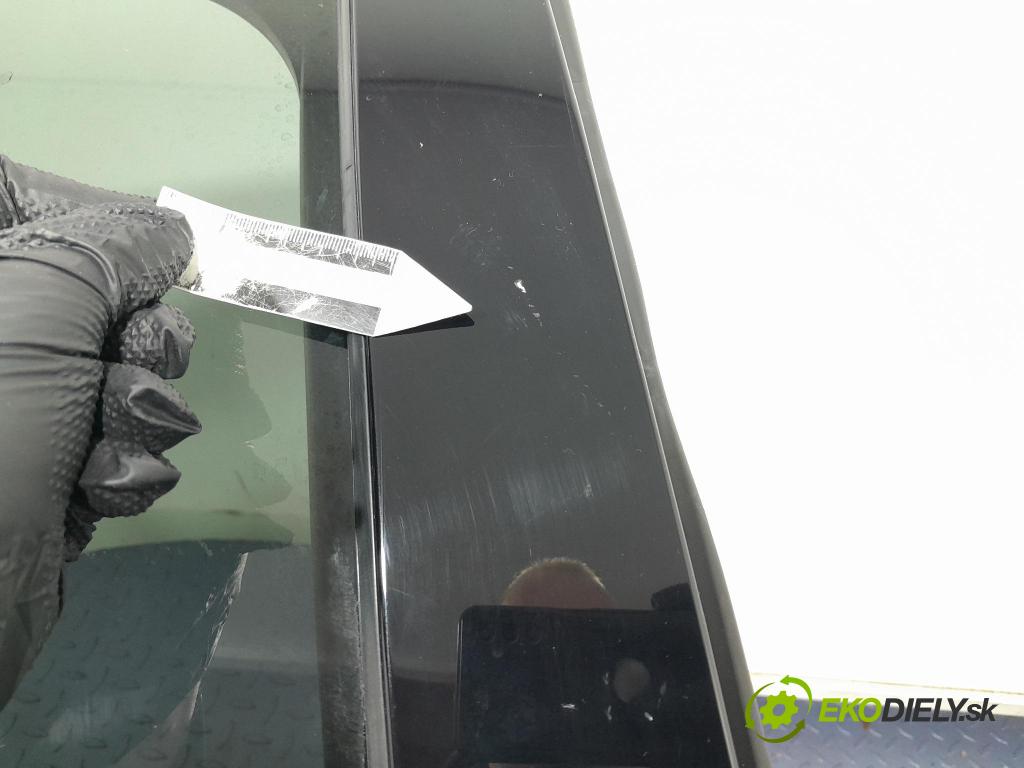 Ford Focus 2019 dvere zad pravé