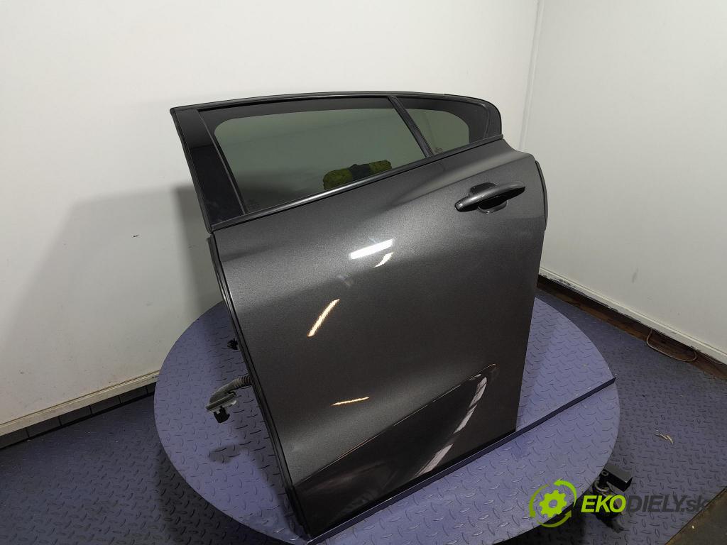 Ford Focus 2019 dvere zad Vľavo: