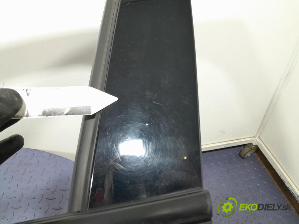 Ford Focus 2019 dvere Predné Vľavo: