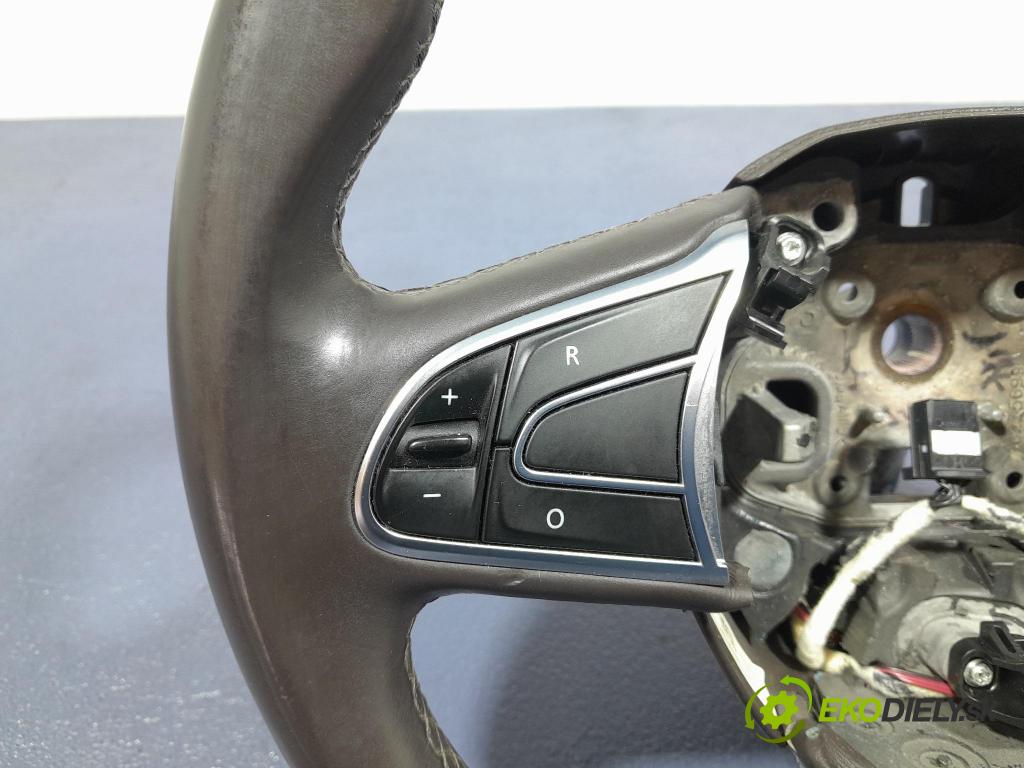 Renault Espace 2015 volant 484000726R