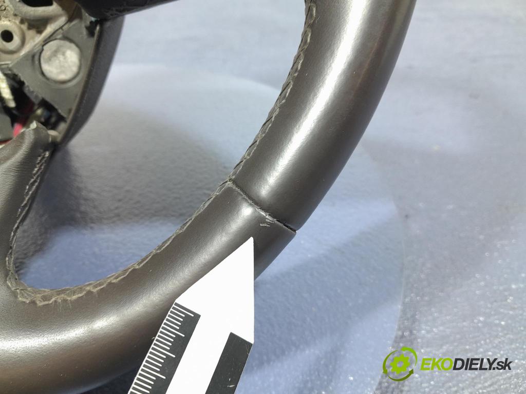 Renault Espace 2015 volant 484000726R