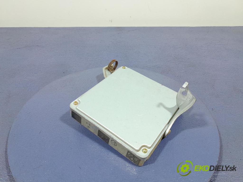 Toyota Avensis 2003 riadiaca jednotka Motor: 89661-44360