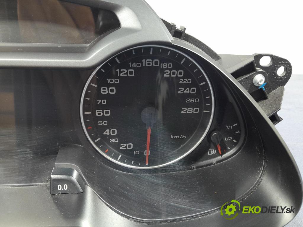 Audi A4 2008 Přístrojová deska 8K0920930C