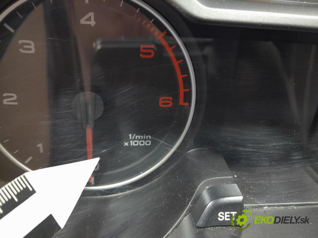 Audi A4 2008 Přístrojová deska 8K0920930C