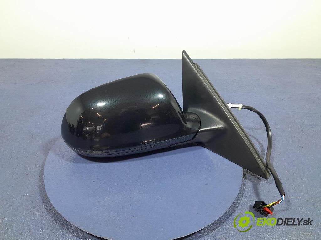 Audi A4 2008 zrkadlo pravé