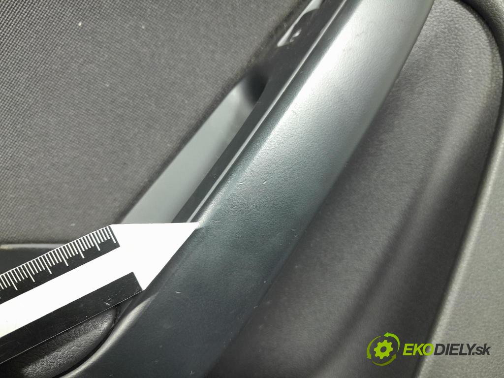 Audi A4 2008 Čalounictví: dvere zad ľavá