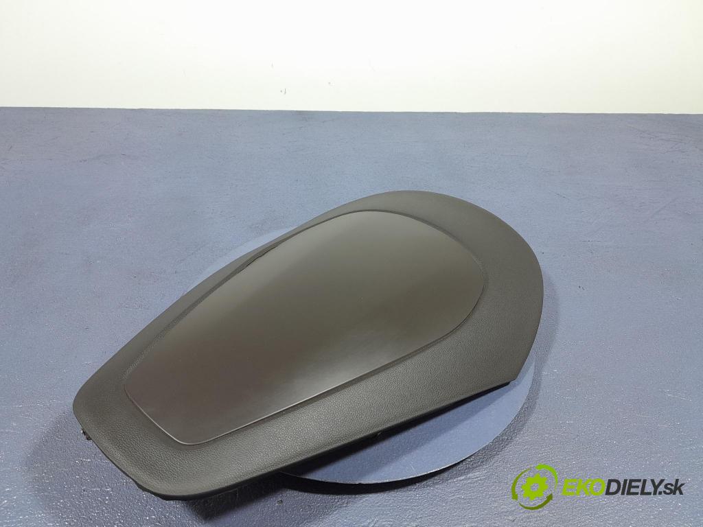 Renault Espace 2015 kryt Plast: Interiéry: 682401463R