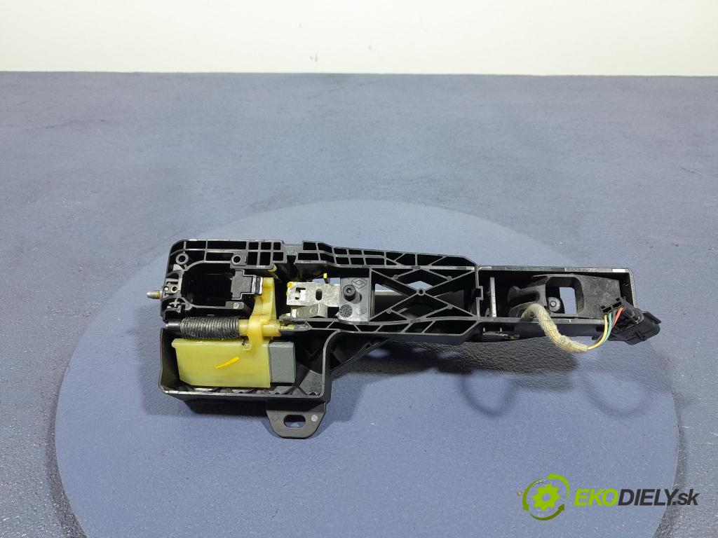 Renault Espace 2015 rukoväť Predné ľavá