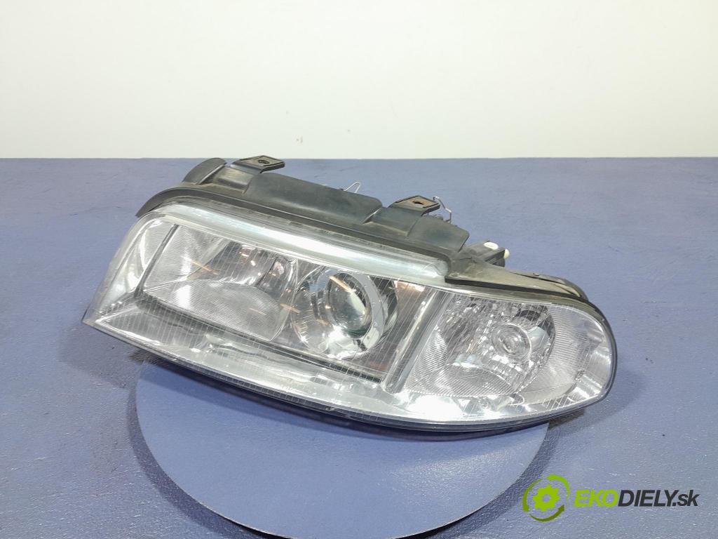 Audi A4 1995 Reflektor: Vľavo: