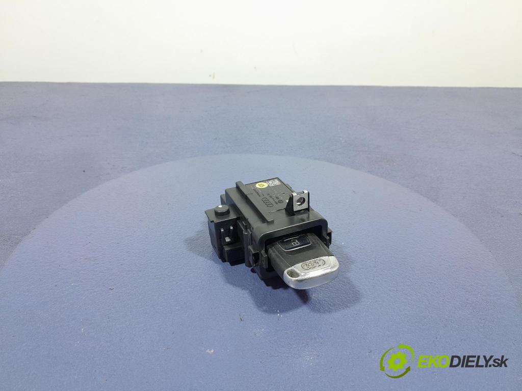 Audi A4 2008 Spínač zapaľovania: 8K0909131C
