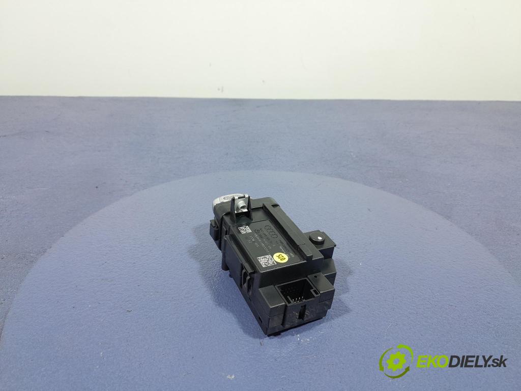 Audi A4 2008 Spínač zapaľovania: 8K0909131C