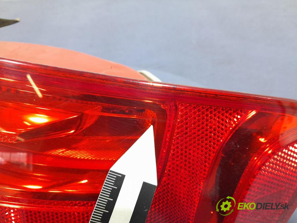 Audi A4 2008 světlo Zad: Práva: Mimo: 8K9945096