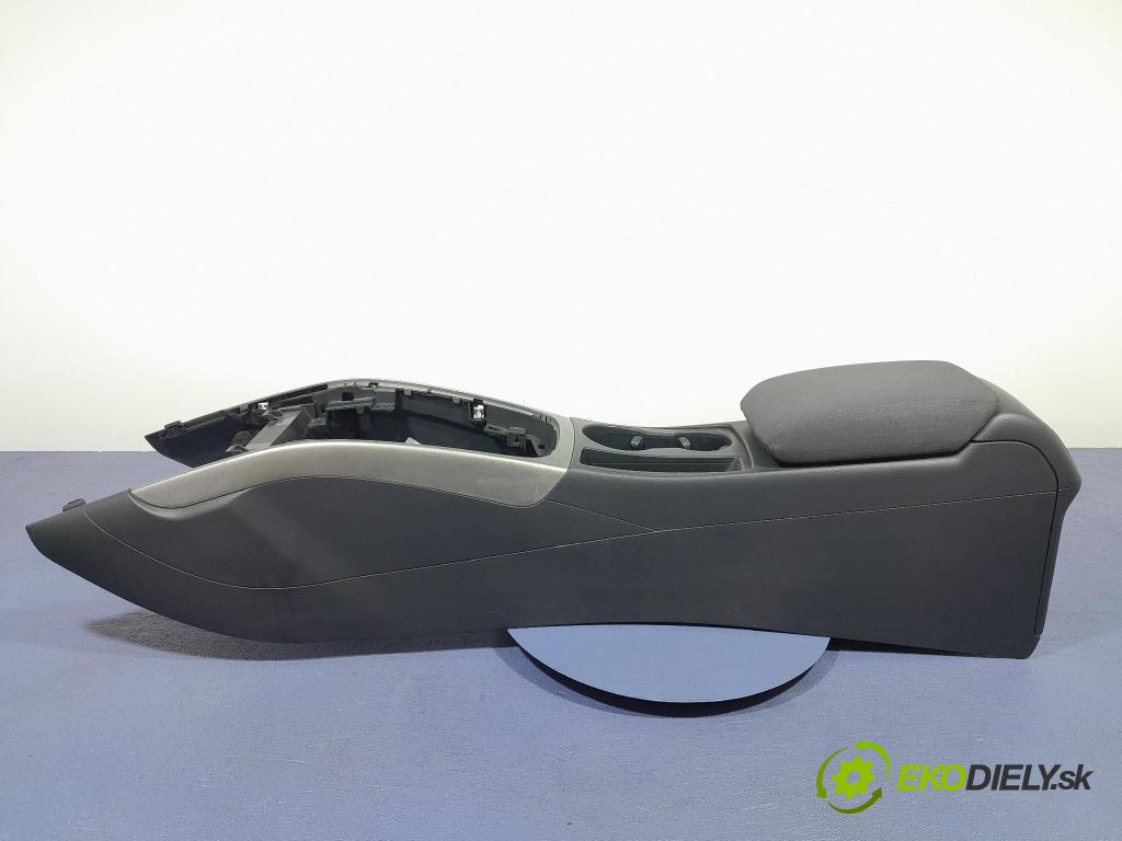 Audi A4 2008 operadlo