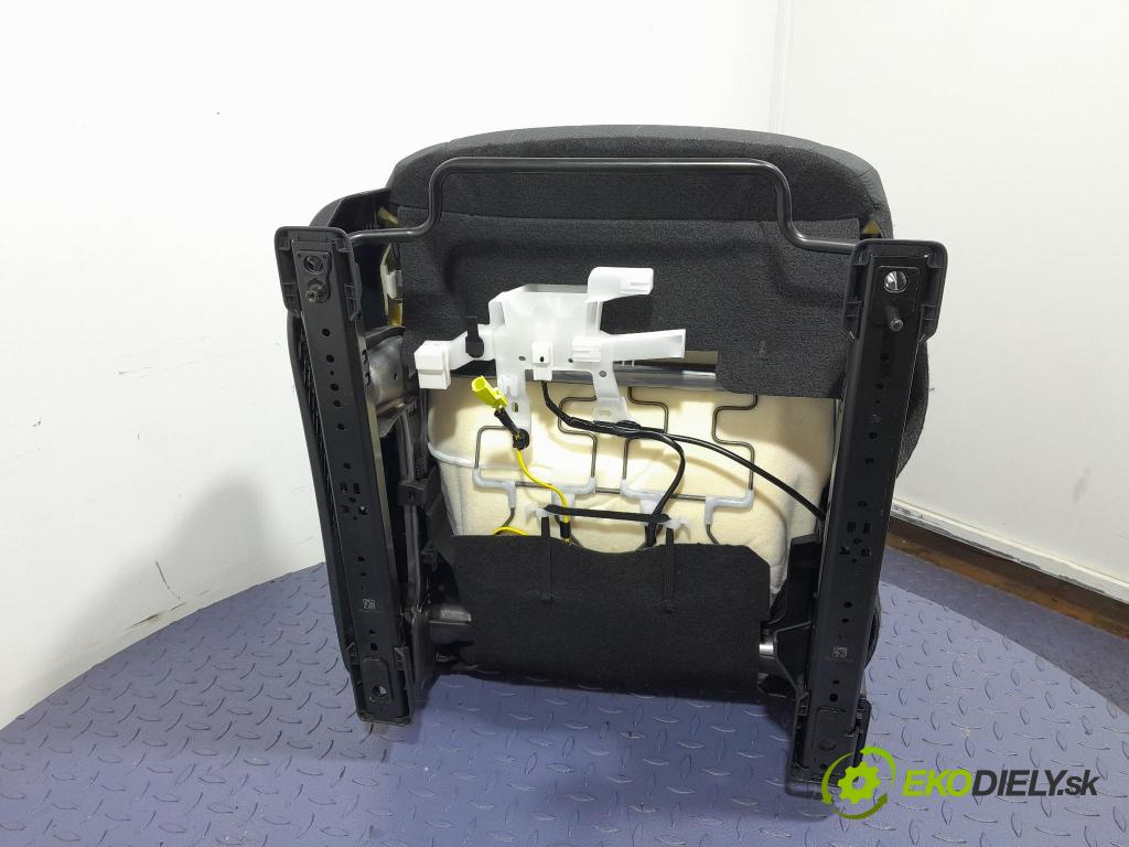 Toyota Rav4 2020 Sedačka spolujazdca 