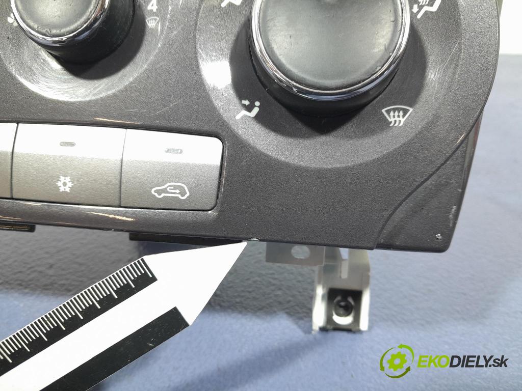 Fiat Bravo 2007 prepínač Klimatizácia: Prúd vzduchu: 7846100