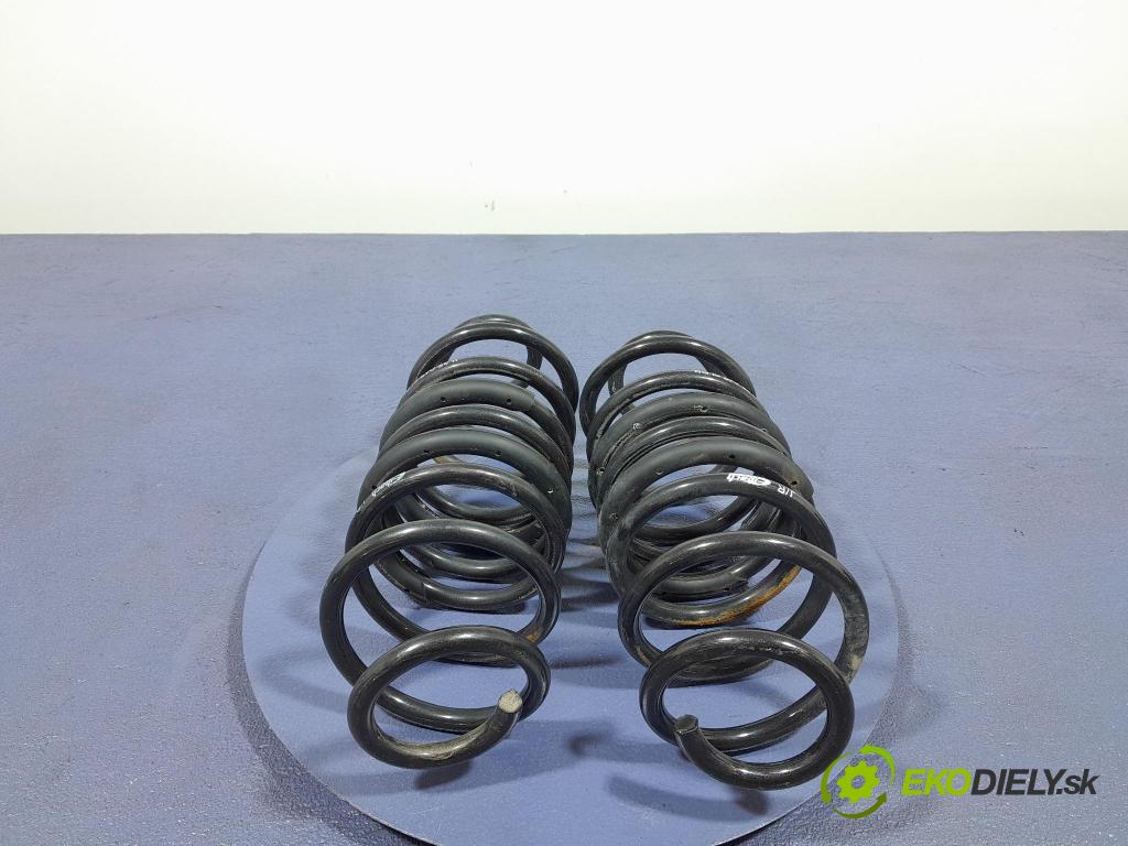 Ford Focus 2019 pružina zad 113504701