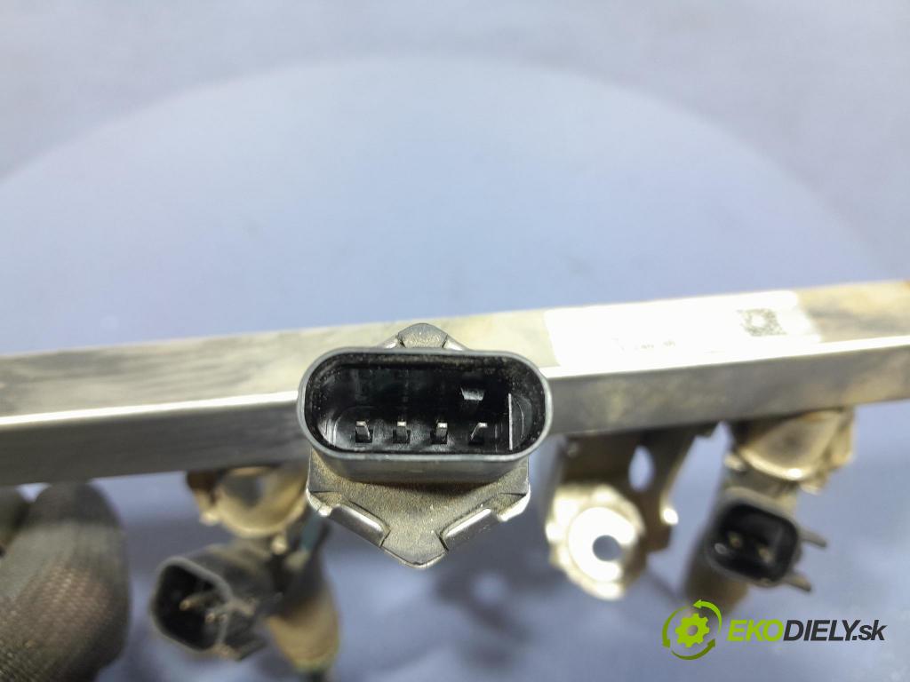 Ford Focus 2019 lišta Dodávka: HX7G-9H487-AC