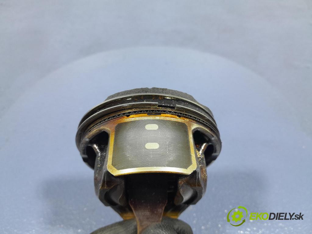 Ford Focus 2019 piest