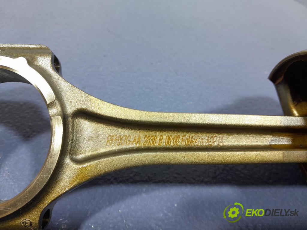 Ford Focus 2019 piest