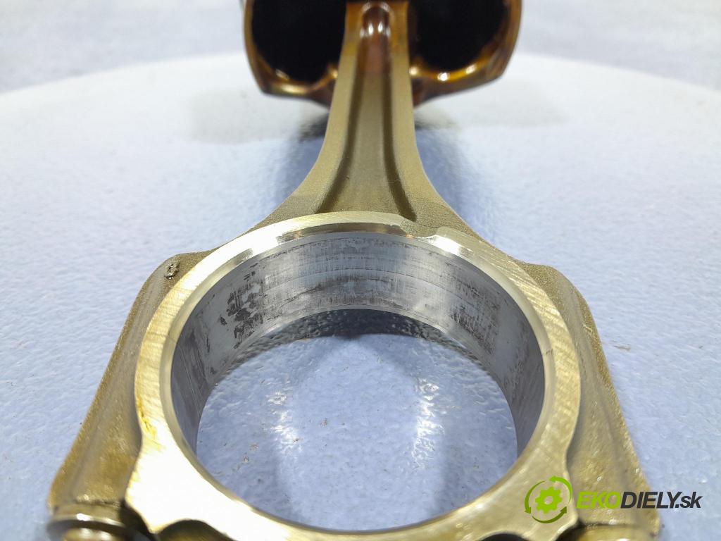 Ford Focus 2019 piest