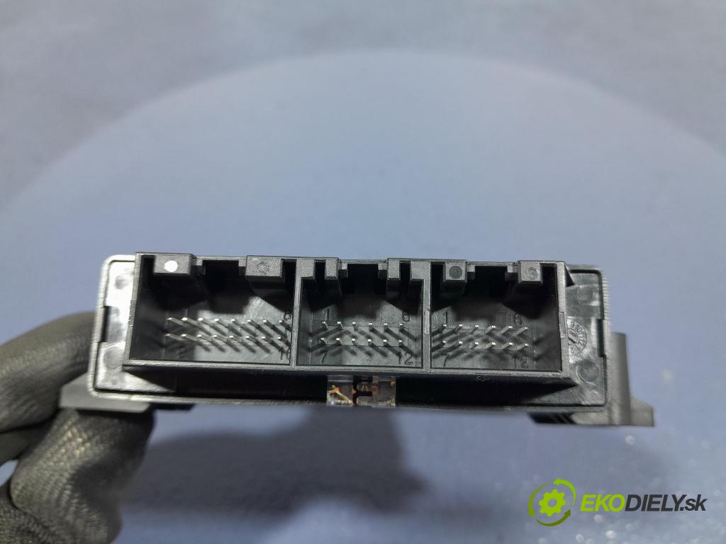 Audi A4 2008 řídící jednotka 8K0919475E