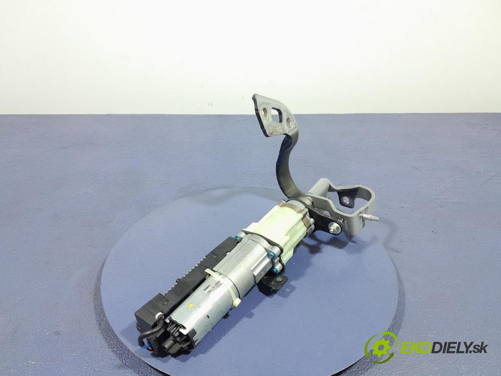 Audi A4 2008 Aktuátor: 8K9827851