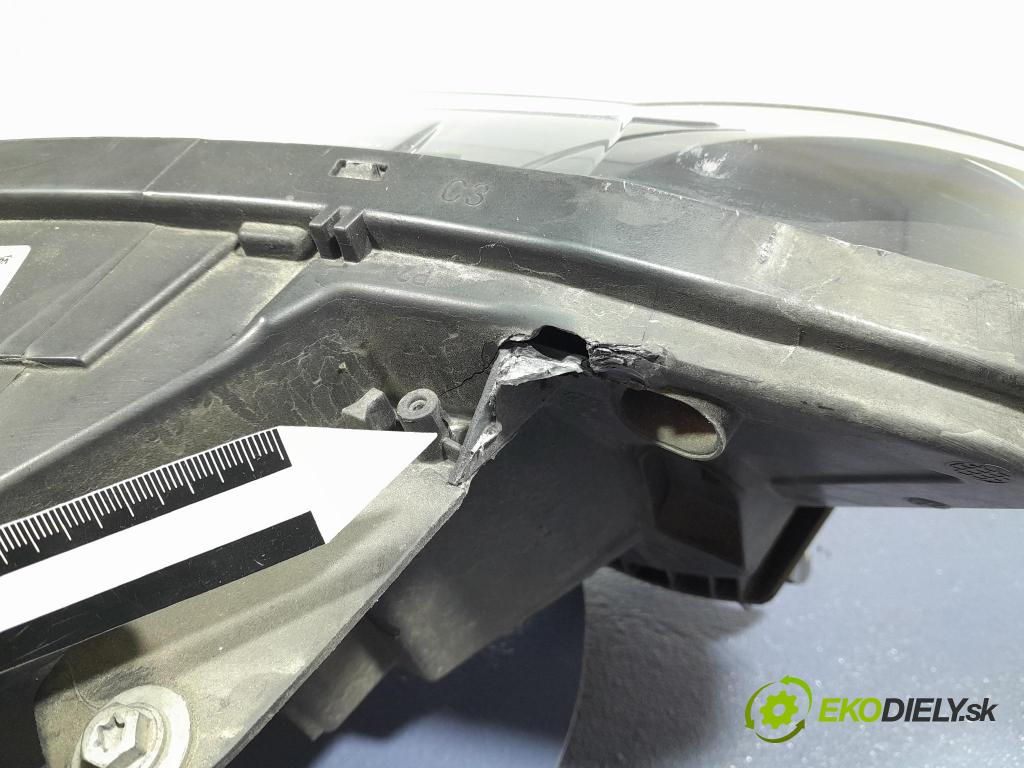 Renault Espace 2015 Reflektor: Vľavo: 260608372R