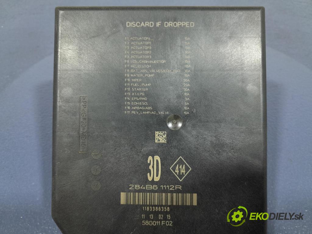 Renault Espace 2015 skrinka Poistky: 284B61112R