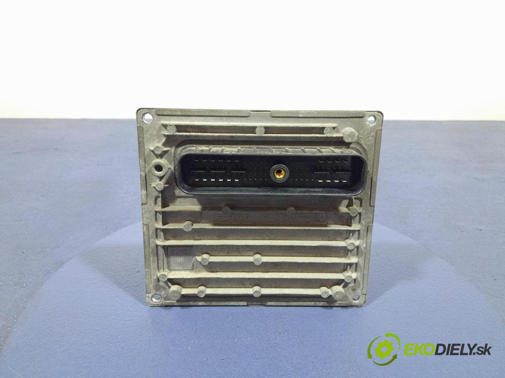 Ford Focus 2006 riadiaca jednotka Motor: 4M51-12A650-HG