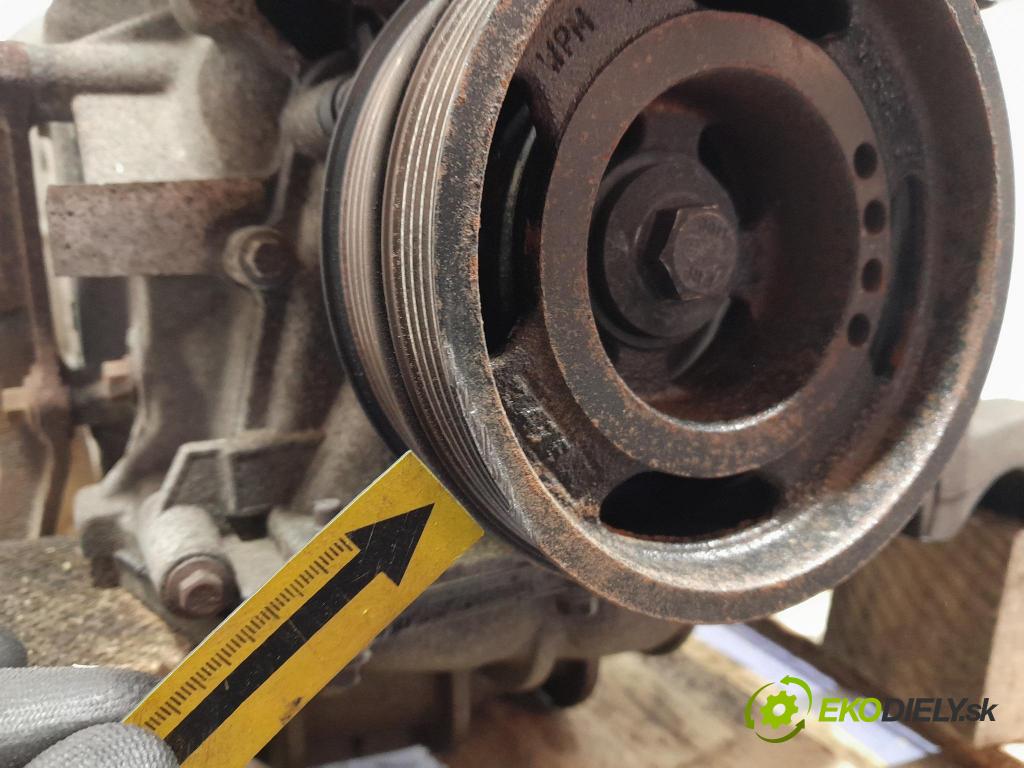 Ford Focus 2006 motor Benzín: HWDA