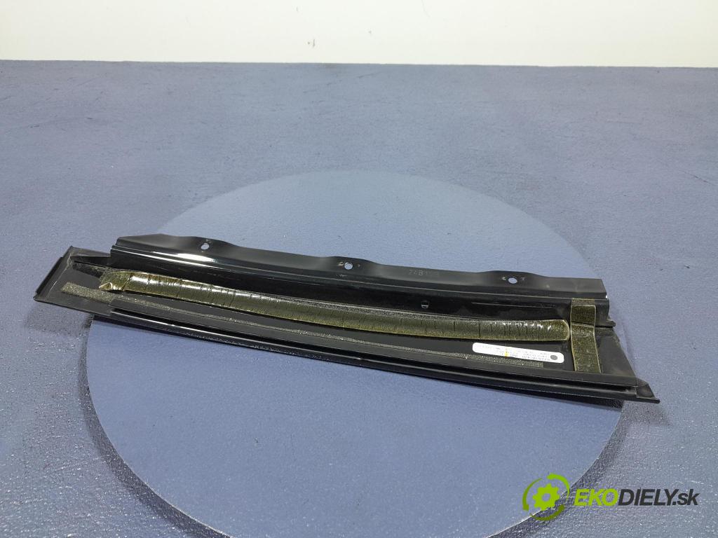 Renault Espace 2015 lišta Dekoratívne: 822830147R