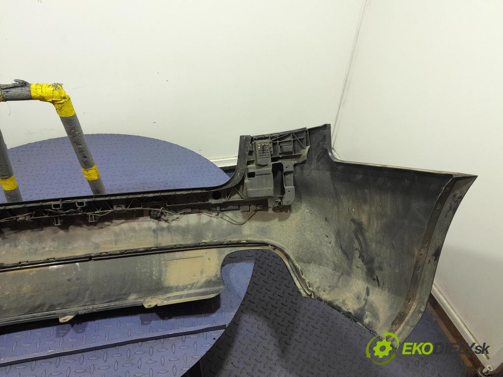 Audi A4 2008 nárazník zad