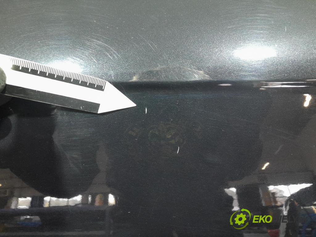 Audi A4 2008 dvere Predné pravé