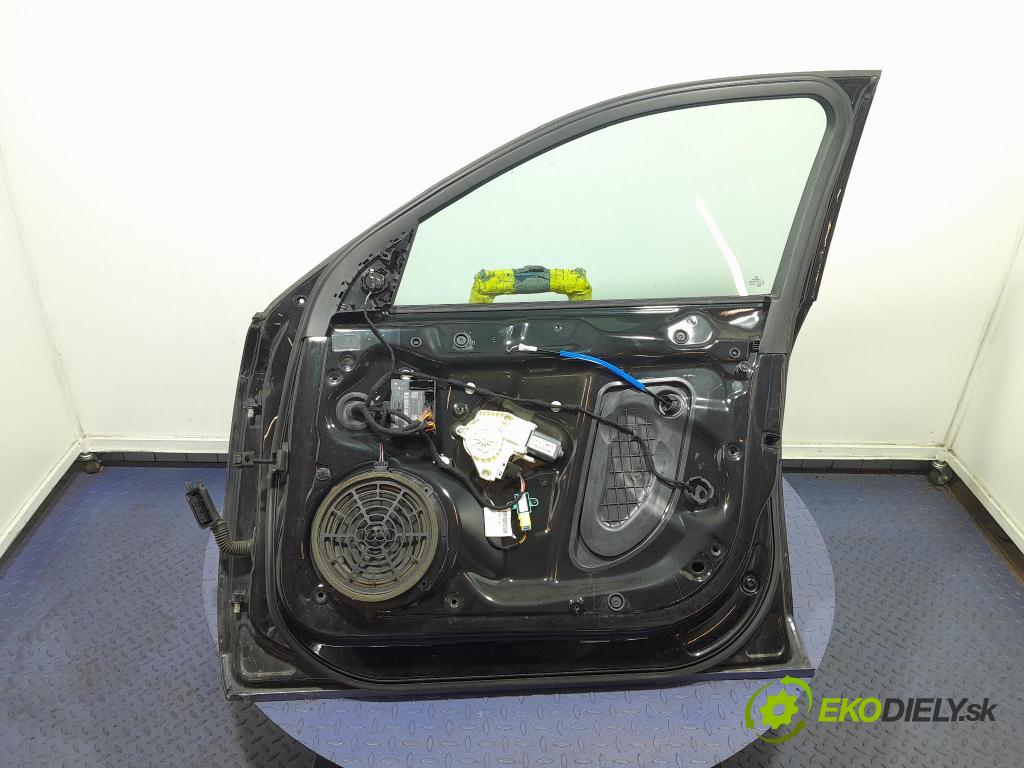 Audi A4 2008 dvere Predné pravé 