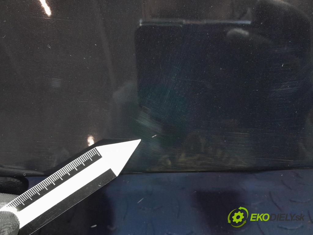 Audi A4 2008 dvere zad Vľavo: