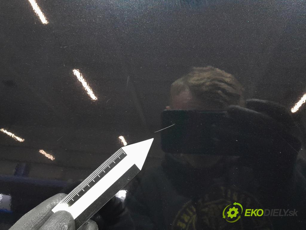 Audi A4 2008 dvere zad Vľavo: