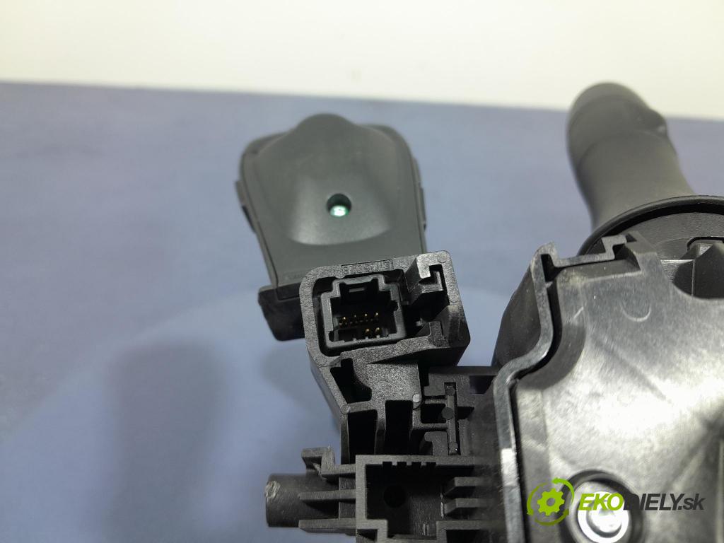 Dacia Sandero 2021 prepínač Komplex: 255670975R