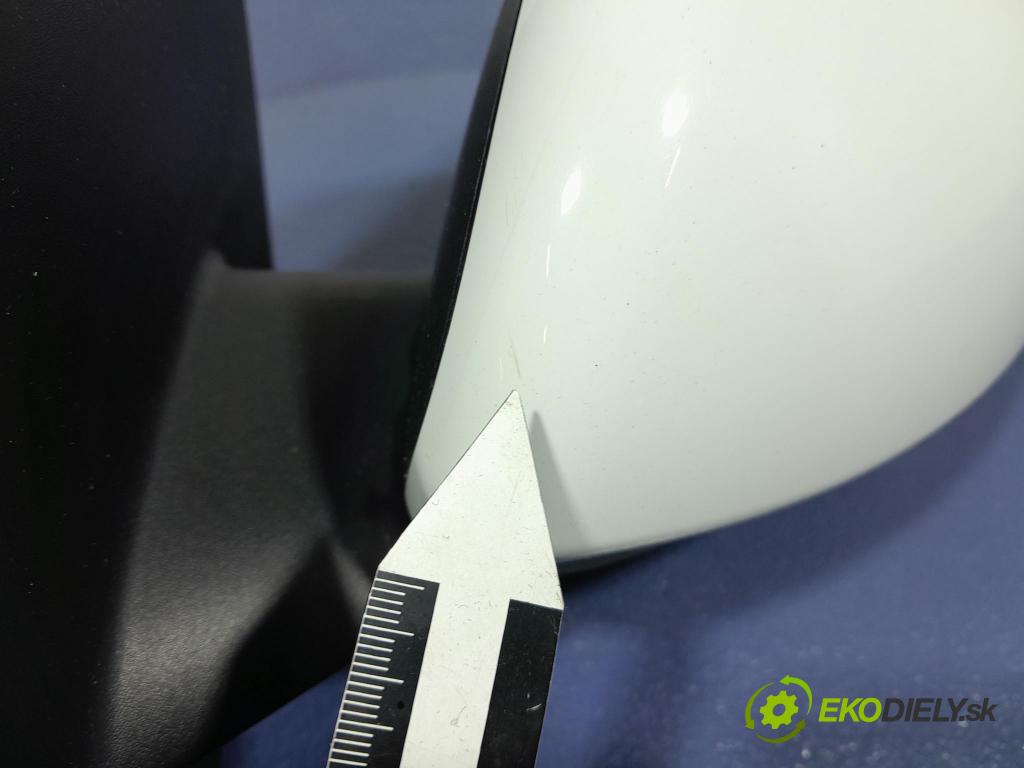 Dacia Sandero 2021 zrkadlo Vľavo: