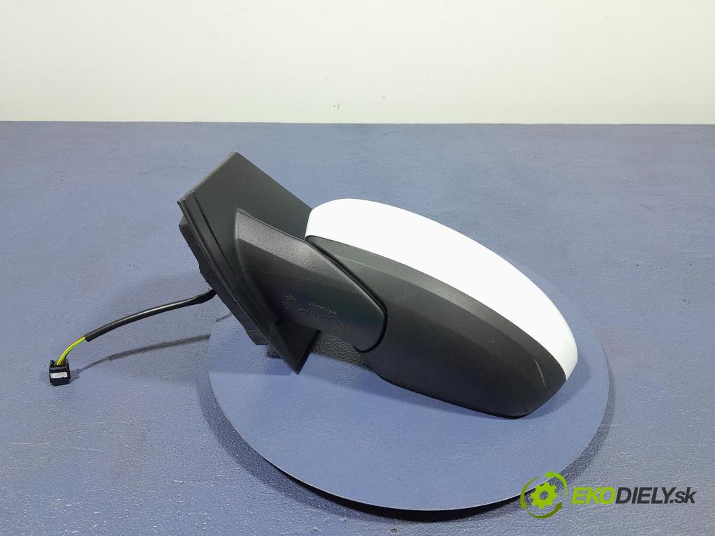 Dacia Sandero 2021 zrkadlo Vľavo: