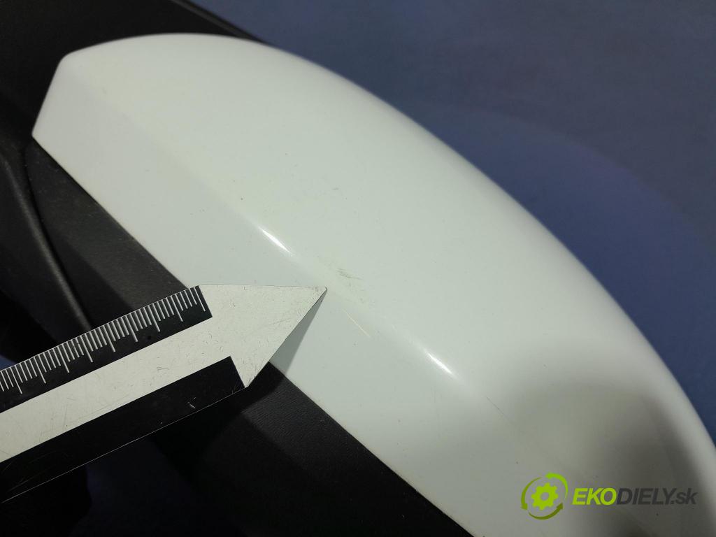 Dacia Sandero 2021 zrkadlo Vľavo: