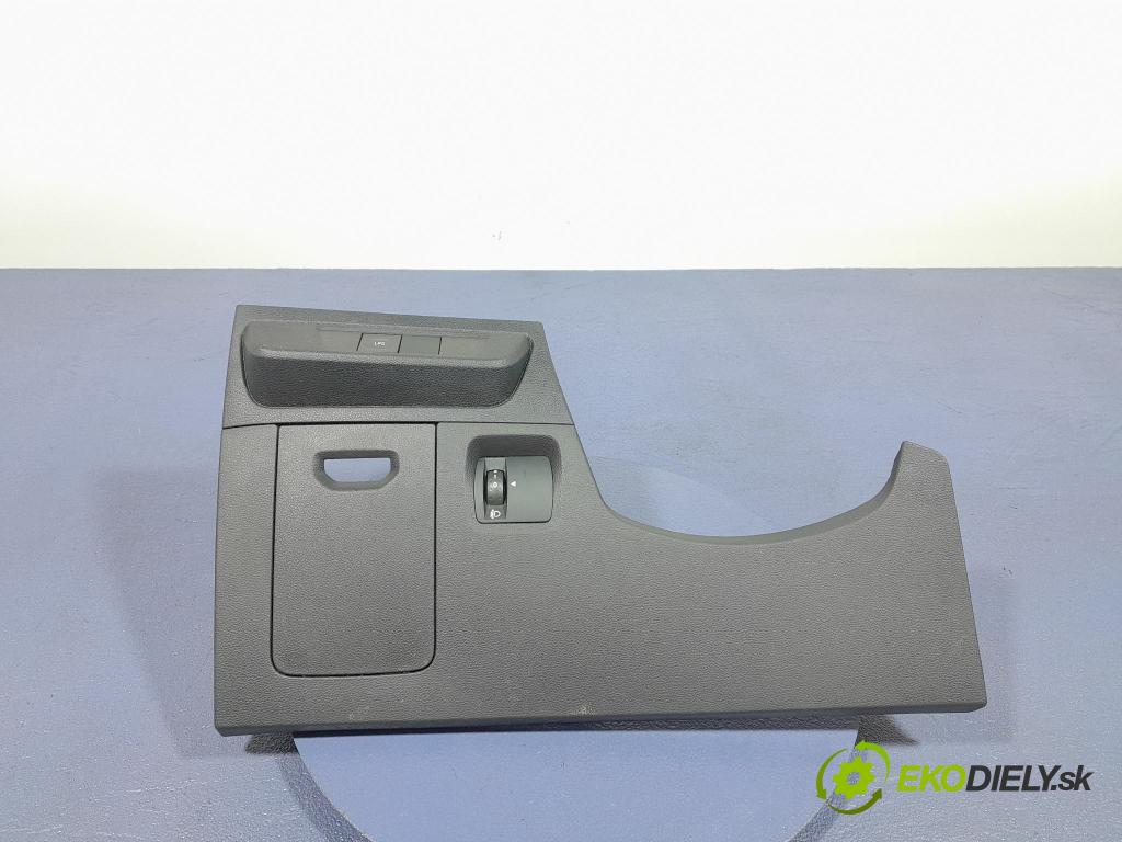 Dacia Sandero 2021 kryt Plast: Interiéry: 00239556