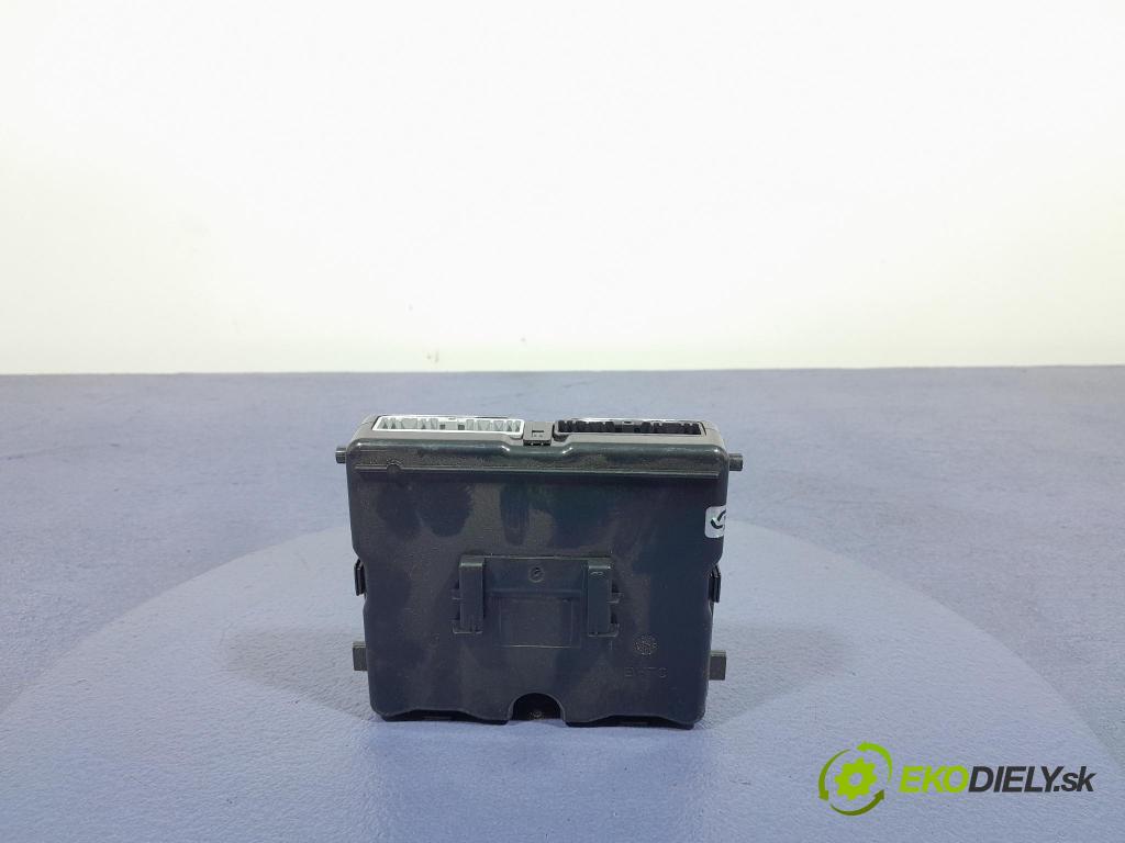 Renault Espace 2015 riadiaca jednotka 285252707R