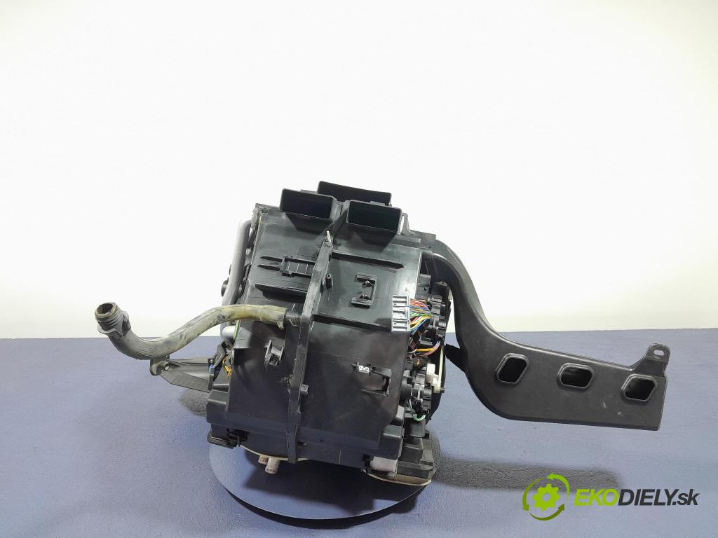 Renault Espace 2015 radiátor 272706686R